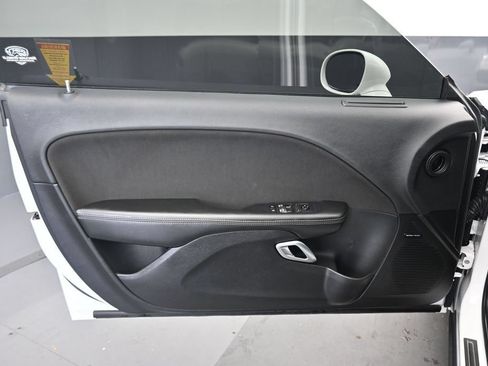 Used 2019 Dodge Challenger R/T Scat Pack w/ Shaker Package RWD image 9