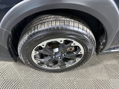 Used 2023 Subaru Crosstrek 2.0i Premium image 10