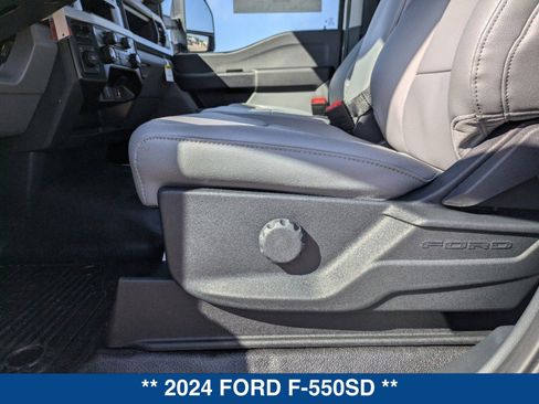 New 2024 Ford F550 4x4 Regular Cab Super Duty w/ XL Chrome Package image 23