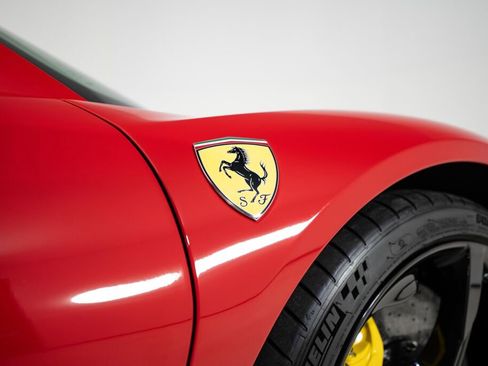 Used 2023 Ferrari SF90 Stradale image 15