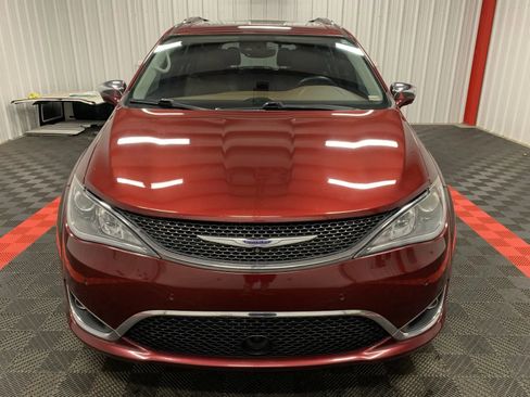 Used 2019 Chrysler Pacifica Limited w/ Advanced Safetytec Group image 7