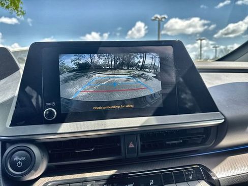 Used 2024 Toyota Prius XLE FWD image 26