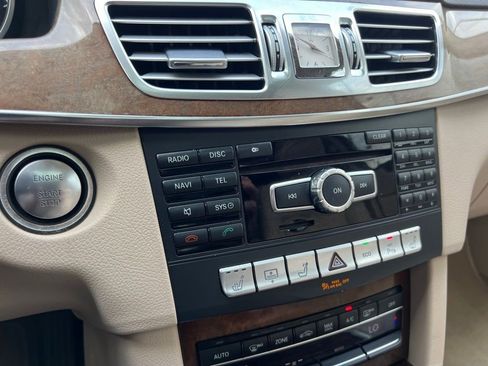 Used 2014 Mercedes-Benz E 350 Sedan image 50