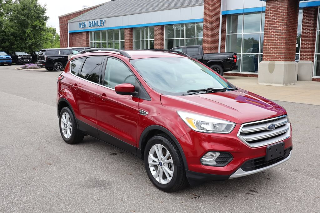 Used 2018 Ford Escape SE AWD/4WD image 2