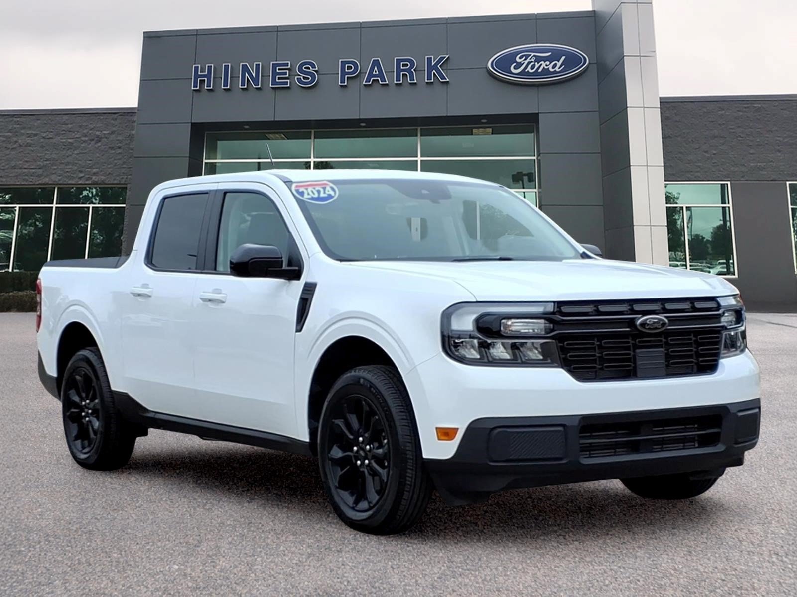 Used 2024 Ford Maverick Lariat w/ Black Appearance Package AWD/4WD image 1