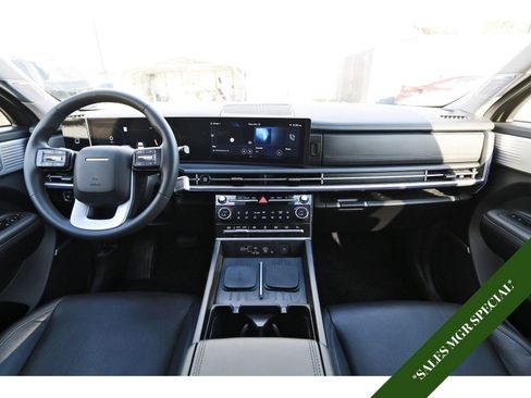 Used 2024 Hyundai Santa Fe Limited AWD/4WD image 11