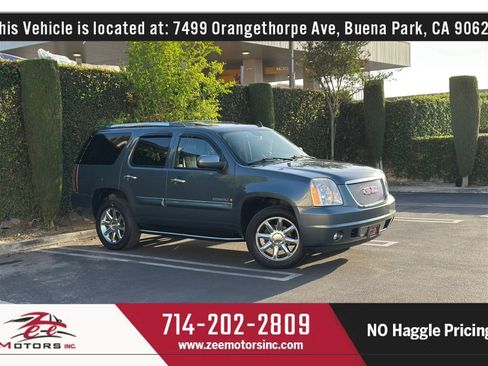 Used 2007 GMC Yukon Denali image 2