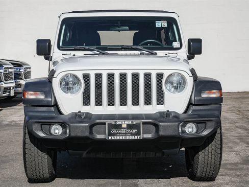 Used 2018 Jeep Wrangler Unlimited Sport S image 2