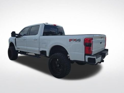 Used 2023 Ford F250 Lariat w/ Sport Appearance Package image 5