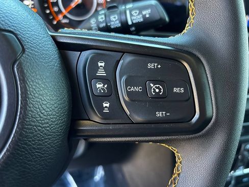 Used 2024 Jeep Wrangler Unlimited Sport AWD/4WD image 15