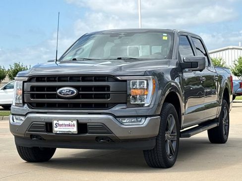 Used 2023 Ford F150 Lariat w/ Max Trailer Tow Package AWD/4WD image 3