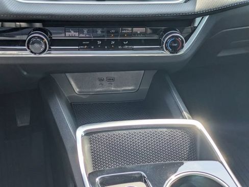 New 2026 Chevrolet Equinox LT w/ Safety and Technology Package FWD image 20