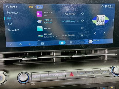 Used 2024 Hyundai Kona SEL w/ Convenience Package FWD image 21