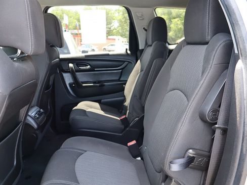 Used 2016 Chevrolet Traverse LT FWD image 19