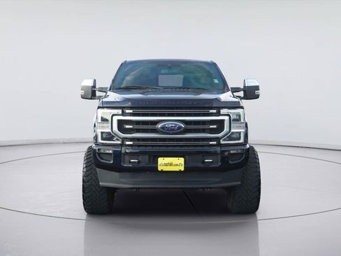 Used 2022 Ford F250 Platinum w/ FX4 Off-Road Package AWD/4WD image 3