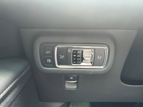 New 2026 Lincoln Nautilus Reserve AWD/4WD image 11