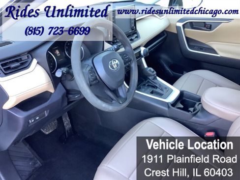 Used 2020 Toyota RAV4 LE image 15