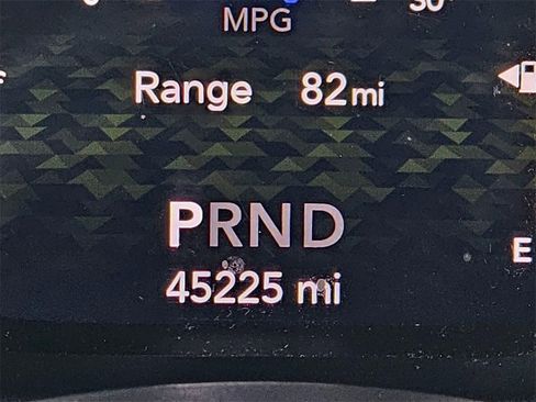 Used 2020 Jeep Wrangler Unlimited Sahara w/ Uconnect 4C Nav & Sound Group image 18