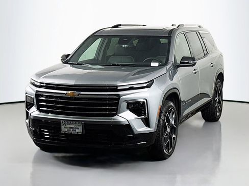 New 2026 Chevrolet Traverse High Country image 3