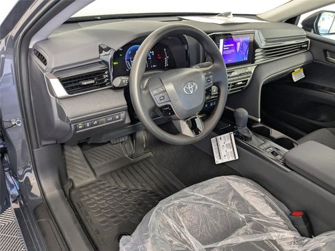 New 2026 Toyota Camry LE image 11