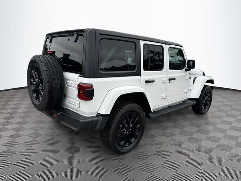 Used 2023 Jeep Wrangler Unlimited Sahara w/ Cold Weather Group image 6