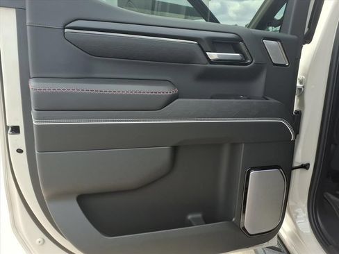 New 2026 GMC Sierra 1500 AT4X AWD/4WD image 18