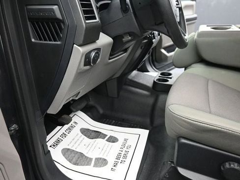 Used 2019 Ford F450 XL w/ STX Appearance Package image 32