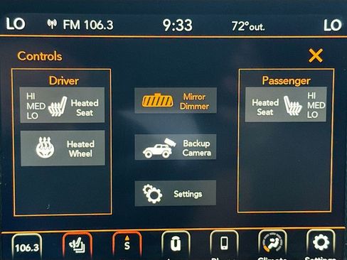 Used 2021 Jeep Wrangler Unlimited Sahara w/ Cold Weather Group AWD/4WD image 22