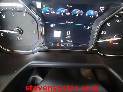 Used 2021 GMC Yukon XL AT4 w/ AT4 Premium Package image 18