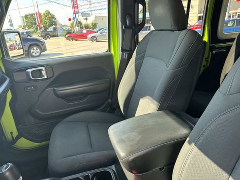 Certified 2021 Jeep Wrangler Unlimited Sport w/ Technology Group image 15