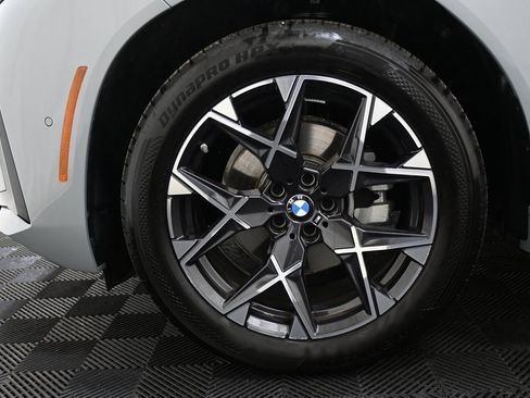 Used 2025 BMW X3 xDrive30i w/ Premium Package image 39