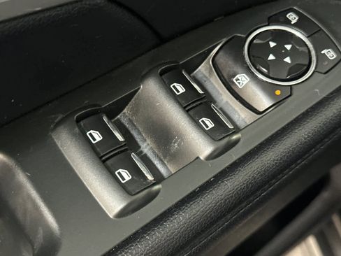 Used 2017 Ford Explorer XLT w/ Equipment Group 201A image 14