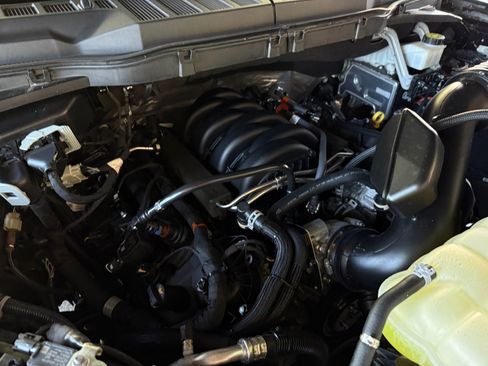 Used 2023 Ford F150 Lariat w/ Equipment Group 502A High AWD/4WD image 39