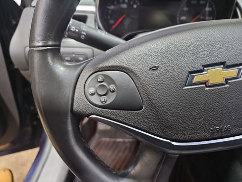 Used 2015 Chevrolet Impala LT image 16