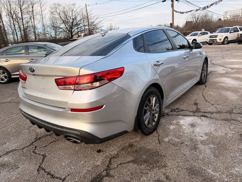 Used 2020 Kia Optima LX image 7