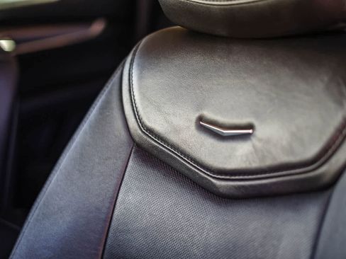 Used 2019 Cadillac XT5 Premium Luxury image 27