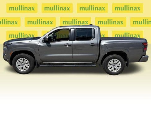 Used 2023 Nissan Frontier SV w/ SV Premium Package AWD/4WD image 11