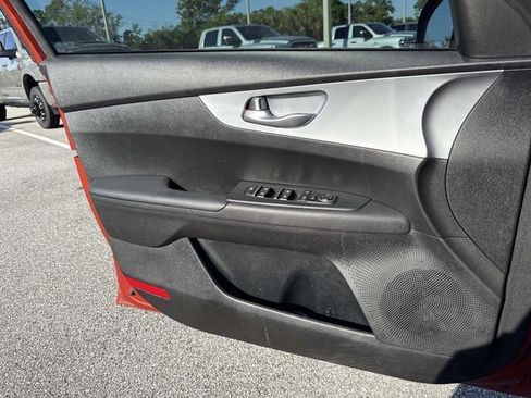 Used 2023 Kia Forte LXS FWD image 17