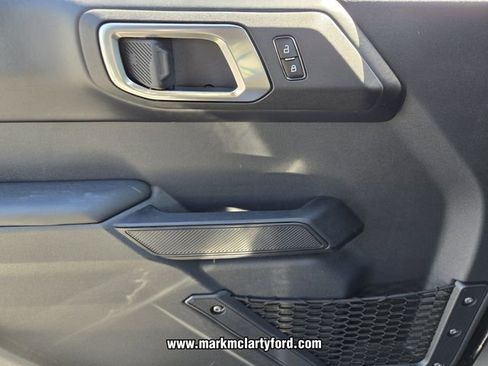 New 2026 Ford Bronco Outer Banks w/ Sasquatch Package image 22