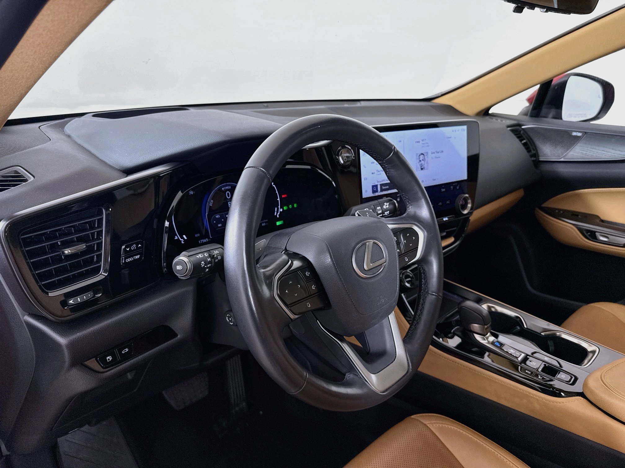 Used 2025 Lexus NX 350h AWD w/ Cold Area Package image 9