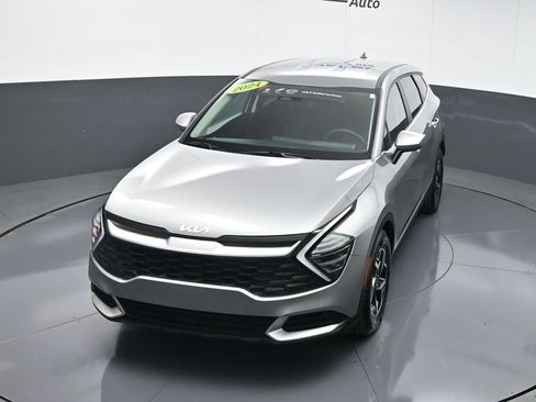 Certified 2024 Kia Sportage LX image 47