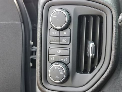 Used 2024 Chevrolet Silverado 1500 Custom image 26