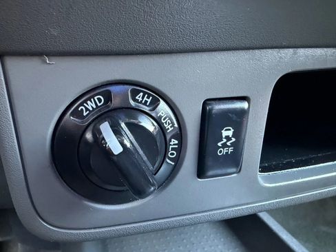 Used 2018 Nissan Frontier S image 14