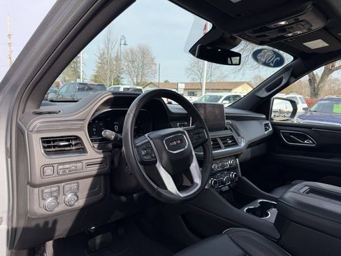 Certified 2023 GMC Yukon SLT w/ SLT Premium Package image 16