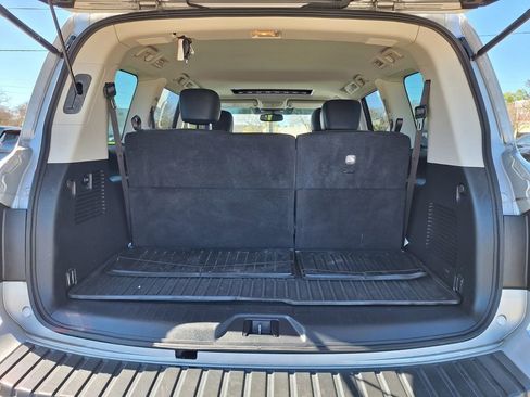 Used 2023 Nissan Armada SL w/ Captain's Chairs Package RWD image 28