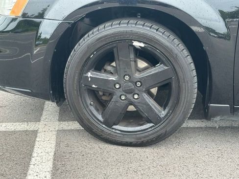Used 2012 Dodge Avenger SXT FWD image 10