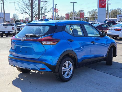 Used 2023 Nissan Kicks S w/ Interior Electronics Package image 19
