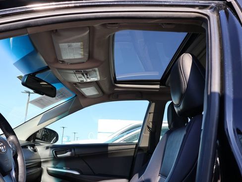Used 2013 Toyota Camry SE w/ Convenience Pkg FWD image 10