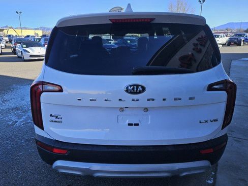 Used 2021 Kia Telluride LX image 4