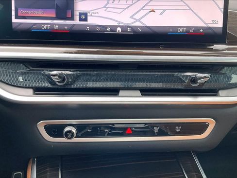 Used 2025 BMW X5 xDrive40i w/ M Sport Package image 36